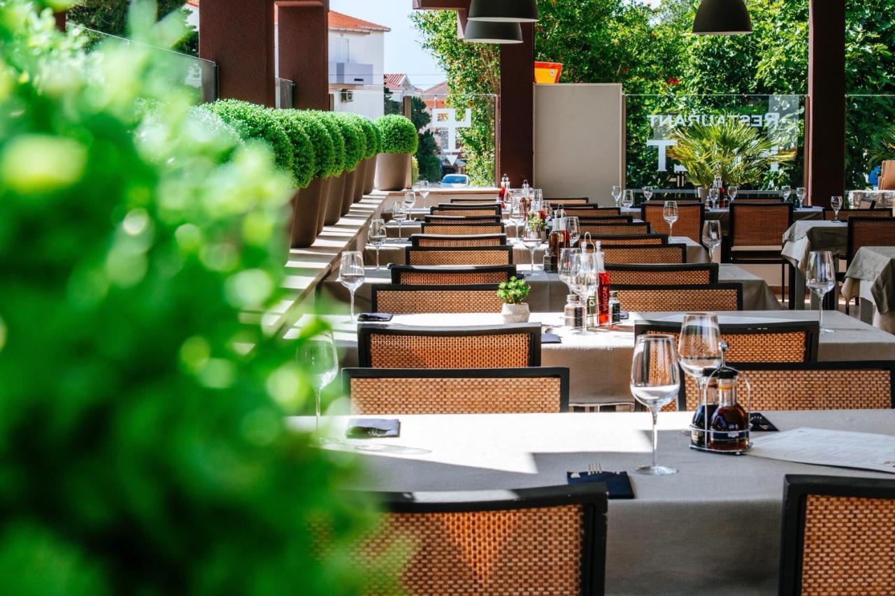 Hotel Terra Novalja Dış mekan fotoğraf